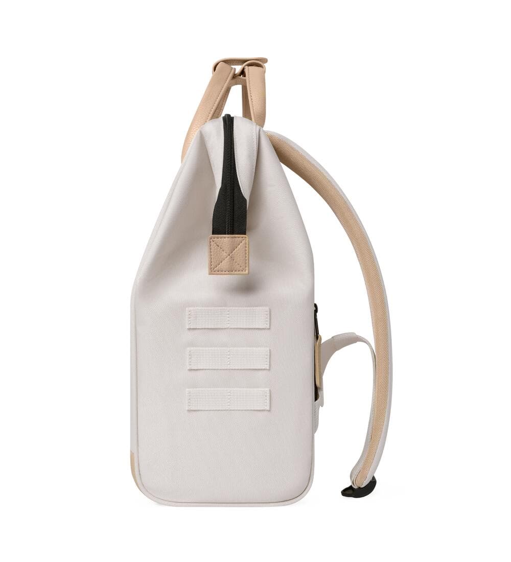Cabaia Rucksack Adventurer Cap Town Größe M in Weiß