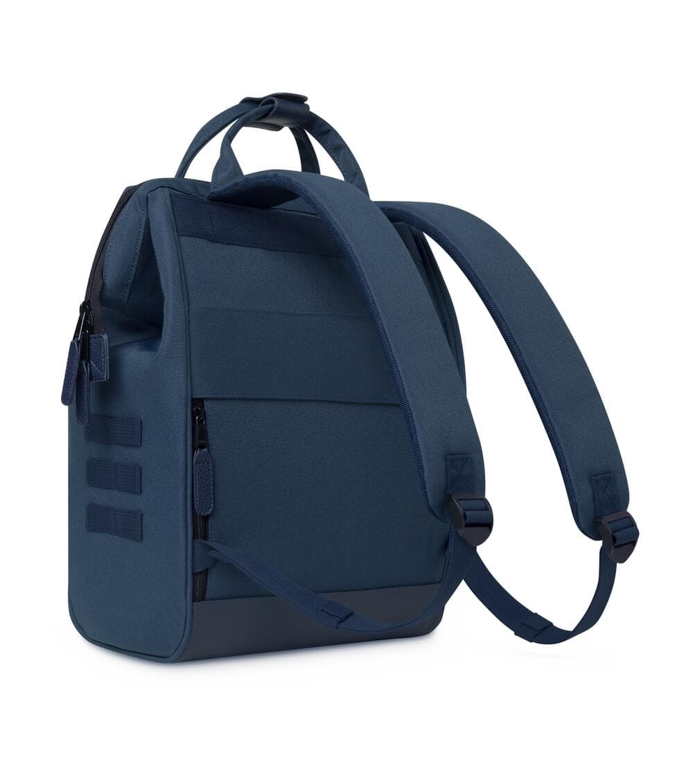 Cabaia Rucksack Adventurer Reykjavik Größe M in Blau